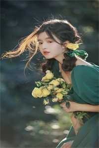 凝恨残影空忆君推荐