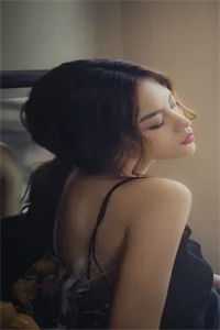 穿成三岁半奶娃，军官大佬我来靠畅读