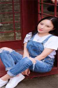 重生后，我手撕邻居大网红完结txt