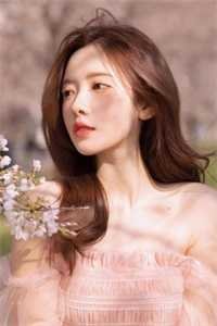 大婚当日九皇子要我给侍女磕头，太子一怒抢亲好书