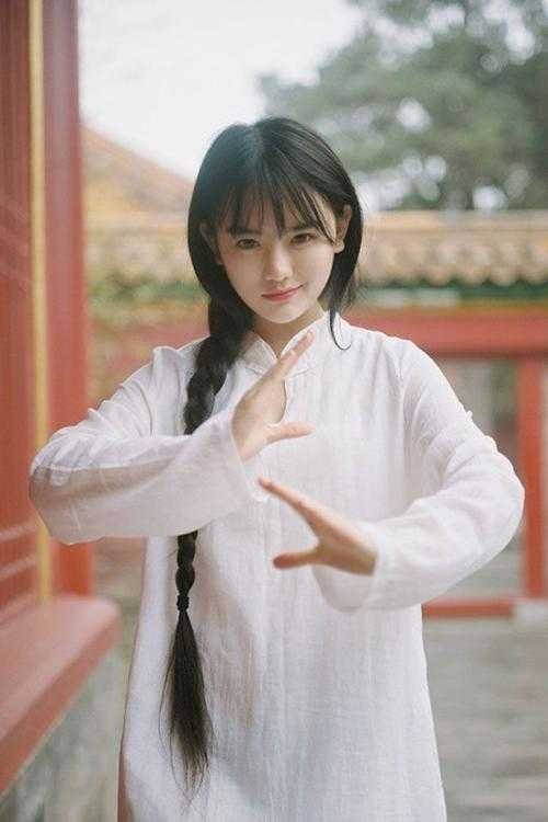 独占首富家产，从整治恶毒真少爷开始必读文