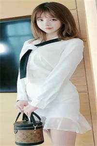 公司团建搓麻丈夫99次给实习生点炮，我靠腹中雀神赢遍全场短篇