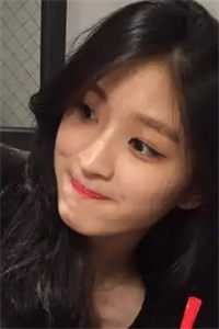 独占首富家产，从整治恶毒真千金开始无删版