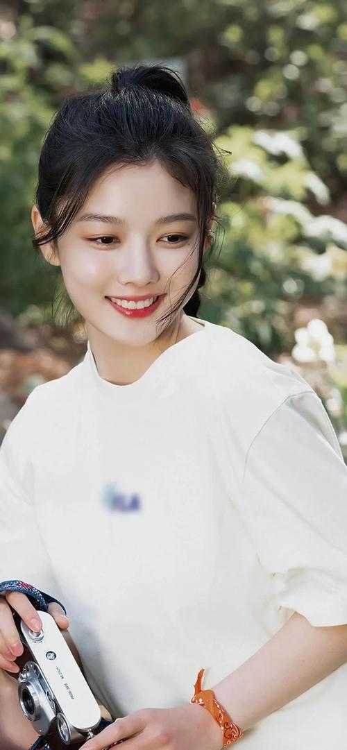 童养媳荒年被卖，前夫吃土我吃肉后续+完结