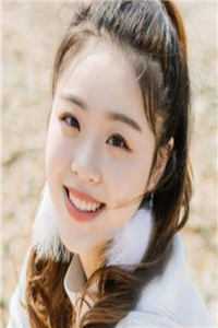 穿成三岁半奶娃，军官大佬我来靠完结版