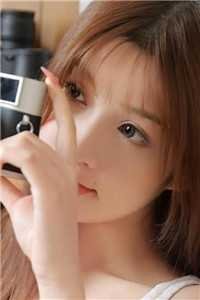 白日清冷帝师，夜里缠我腰肢好书