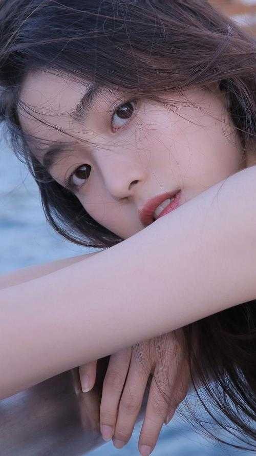 养育19年，女儿将我网暴全新