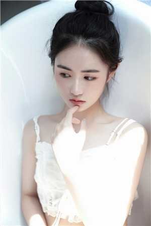 蔷薇花落秋风止精彩