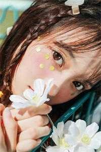 女总裁将五百万奖金颁给实习生后，我直接让公司破产无删减+无广告