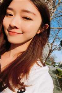 白天病秧子夫君，晚上疯批小叔子未删减版