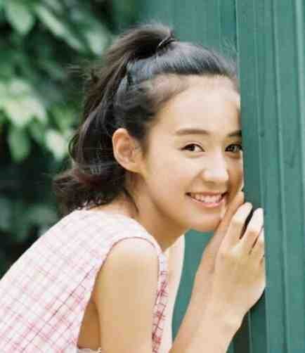 娇弱美人手指轻勾，腹黑相公把她亲懵无删减版